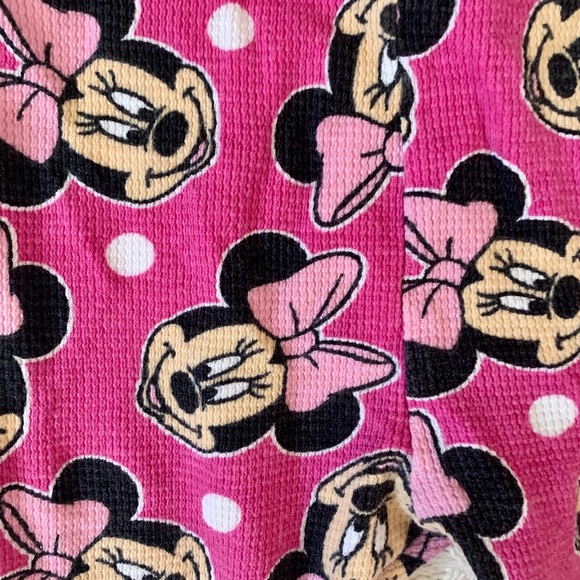 2/$10 Minnie Mouse pajamas - Picture 5 of 6